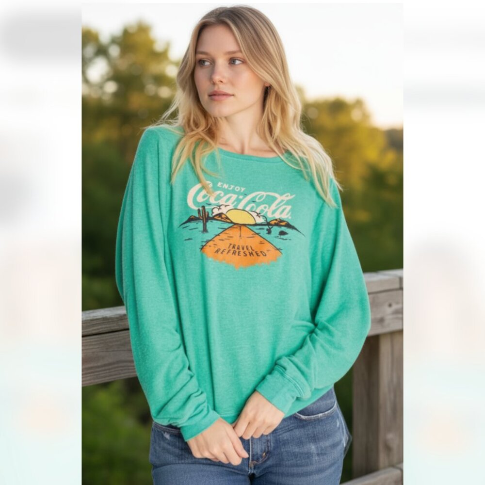 NWT WILDFOX Travel Refreshed Graphic Sweatshirt In Hollywood Green
